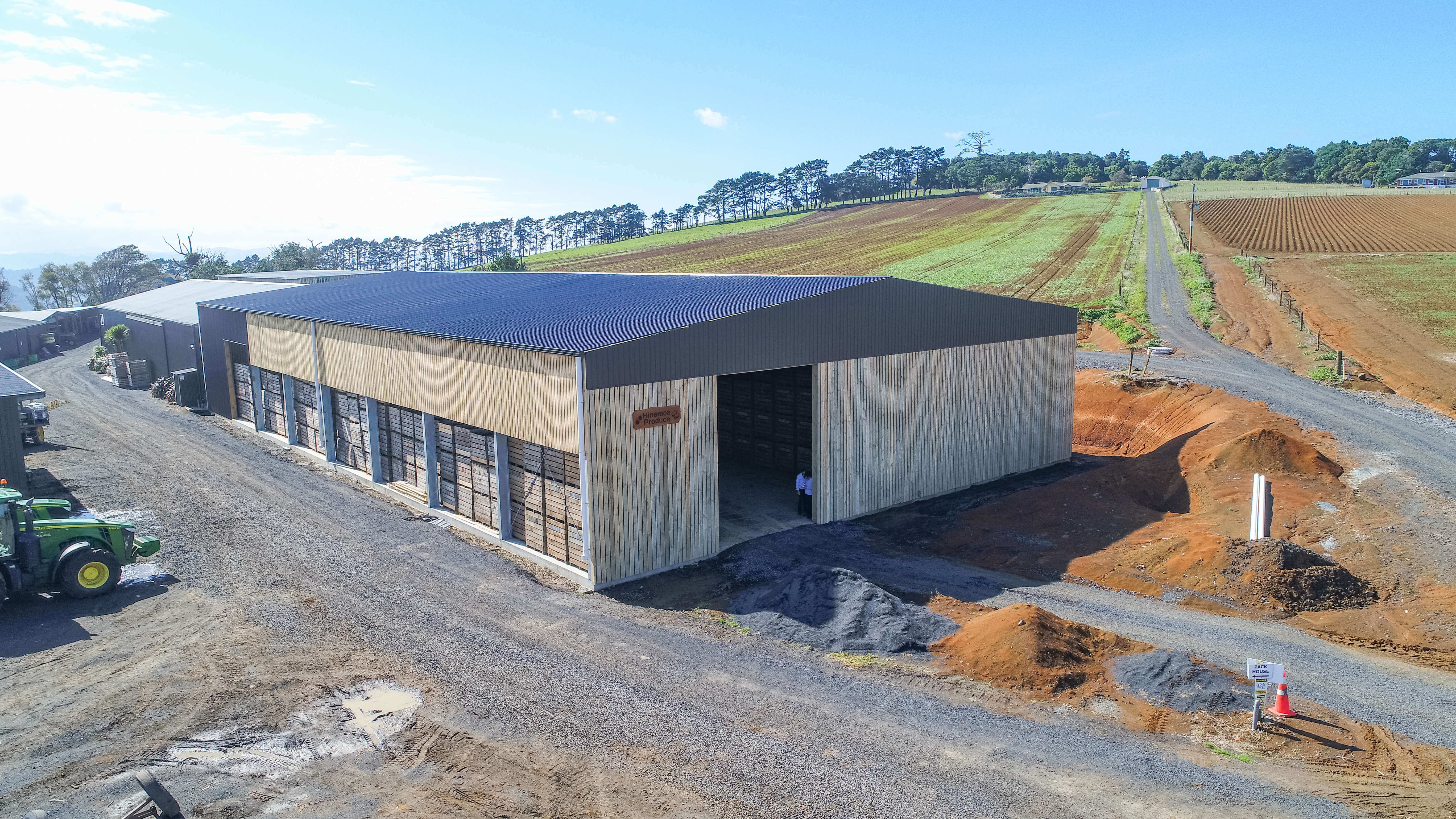 This 27m packing shed is extra large while ensuring quality ventilation and easy access points