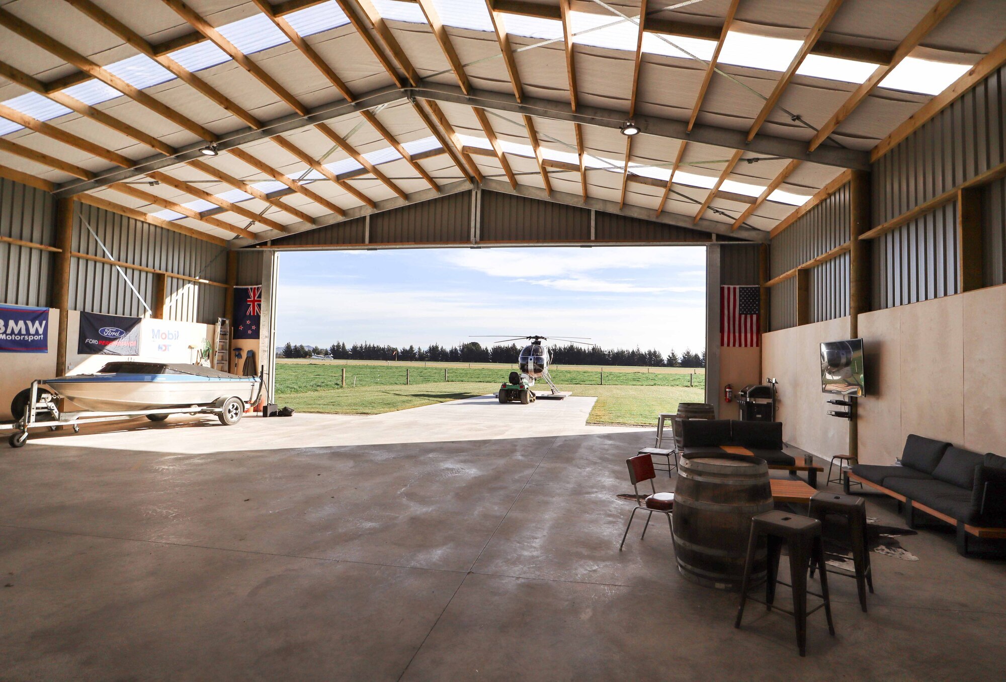 Alpine buildings clearspan hangar