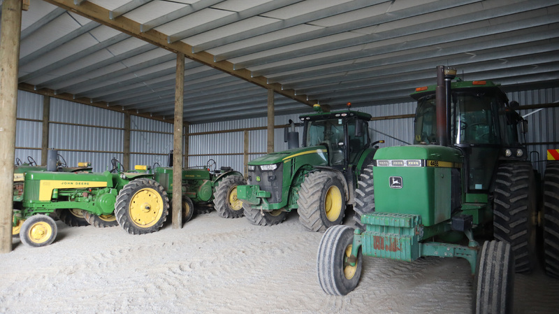 Alpine shed for tractor collection