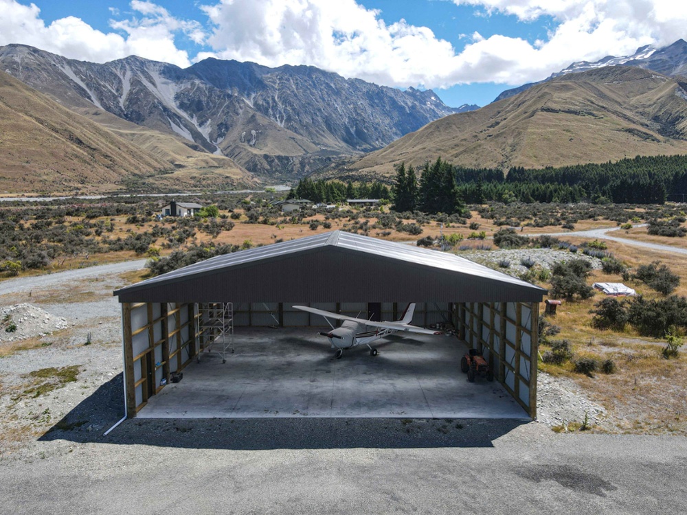 Clearspan aircraft hangar design