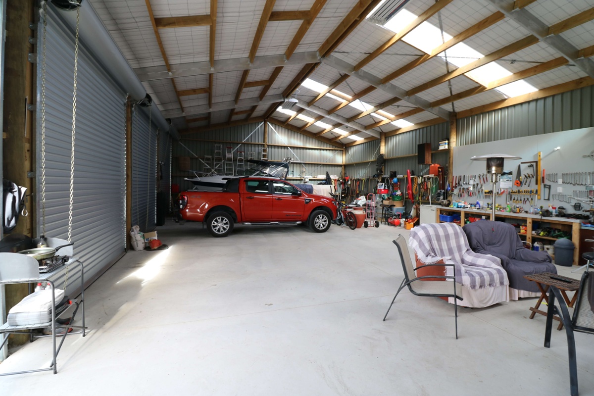 Shed height for vehicle storage
