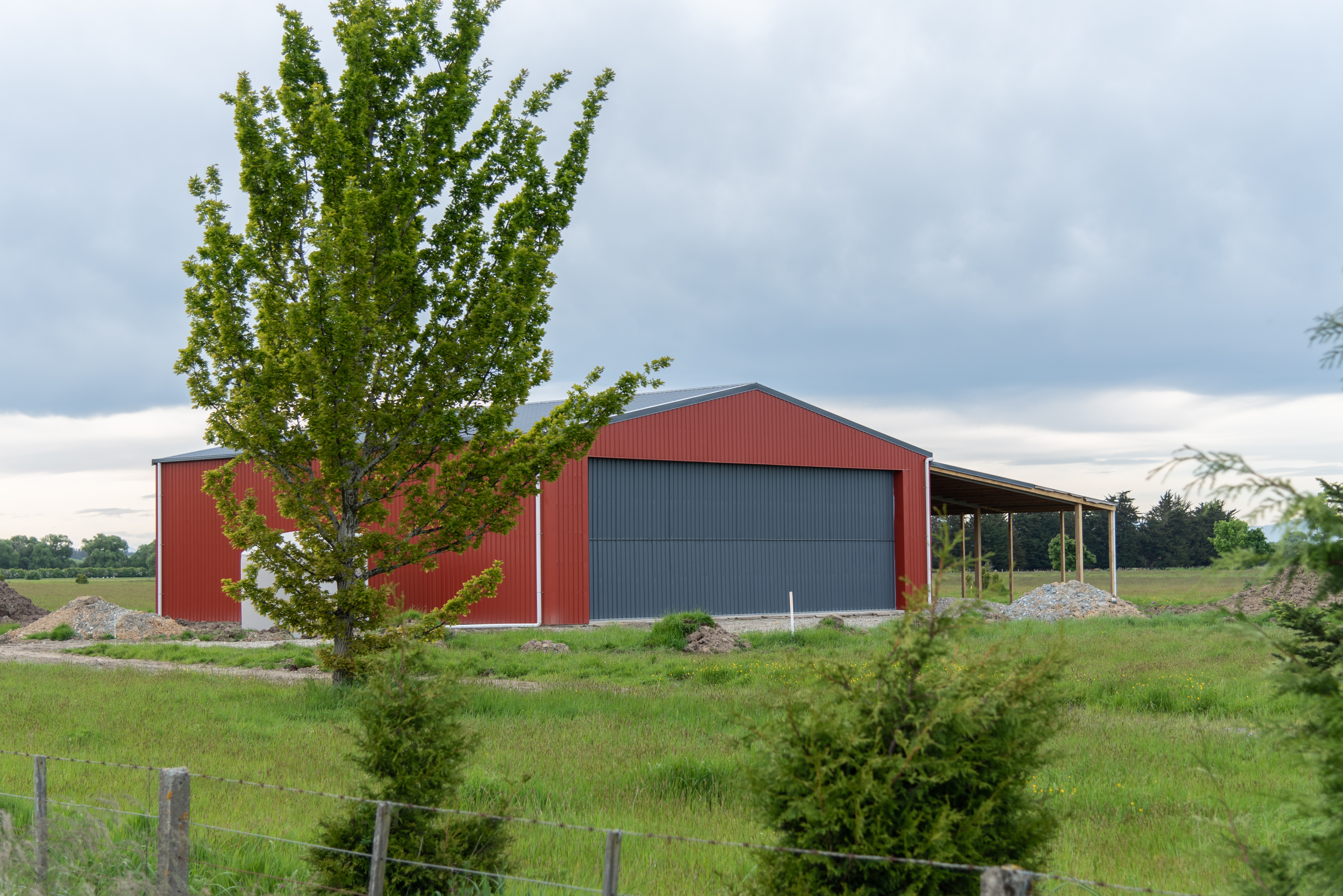 An Alpine Buildings Hangar shed