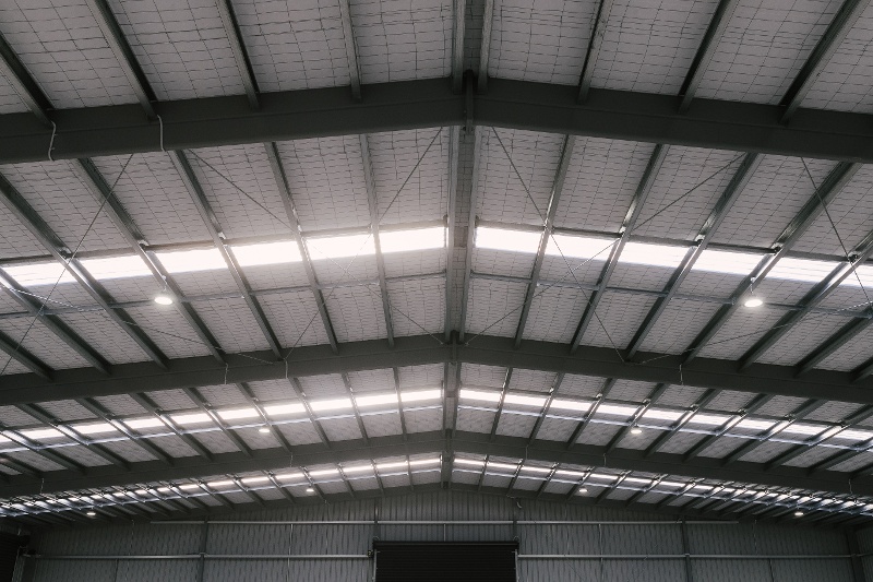Easy to install kitset steel shed
